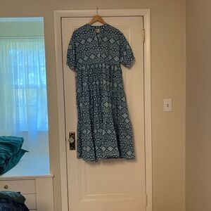 Chic Blue Patterned Midi Dress